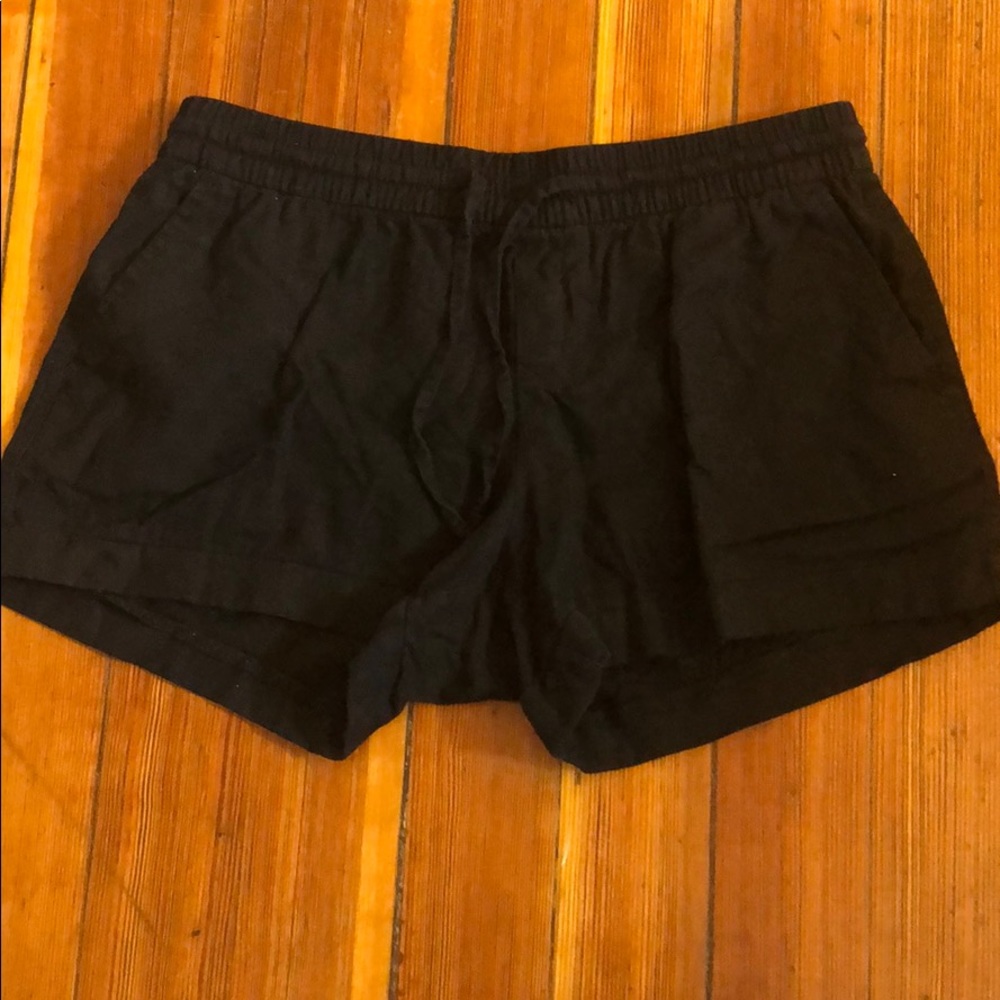Old Navy black shorts- size M